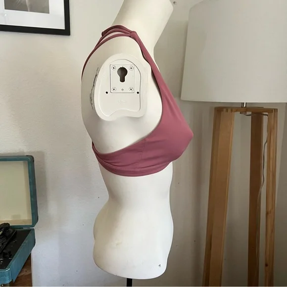 Lululemon Bundle 4 Piece Sport Bra, Leggings, Sleeveless Top Bundle Set Size 6 - Picture 10 of 12